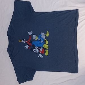 "Disney" t-shirt